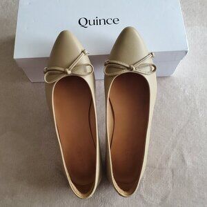 Quince Italian Leather Bow Pointed Women’s Flats Size 7 Color Almond Like new